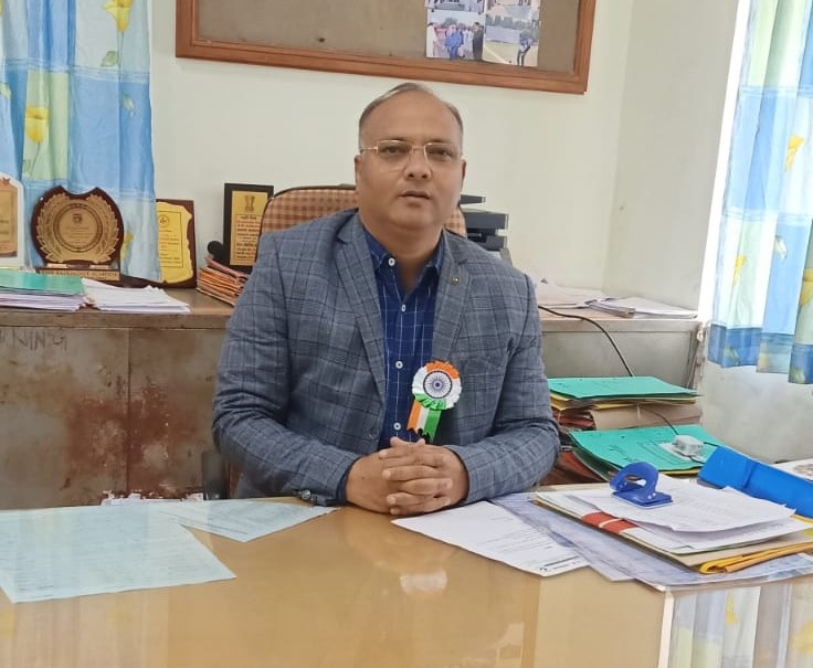 Dr. Manoj Kumar
